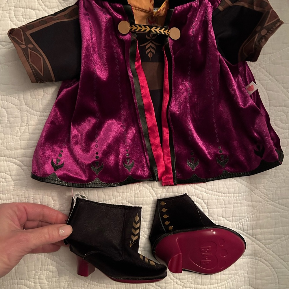 Build a Bear LOT - includes stuffed Dino, Anna dress/shoes, Elsa dress/shoes …